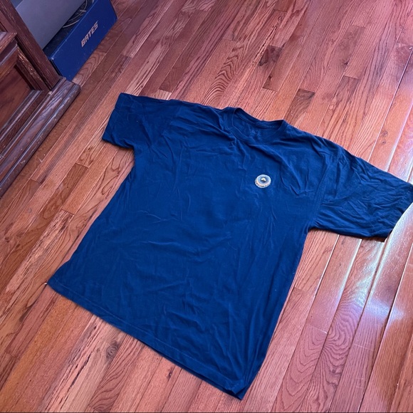 Graphic Tommy Bahama T-shirt - Picture 5 of 5